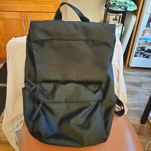 Everlane ReNew Transit Backpack